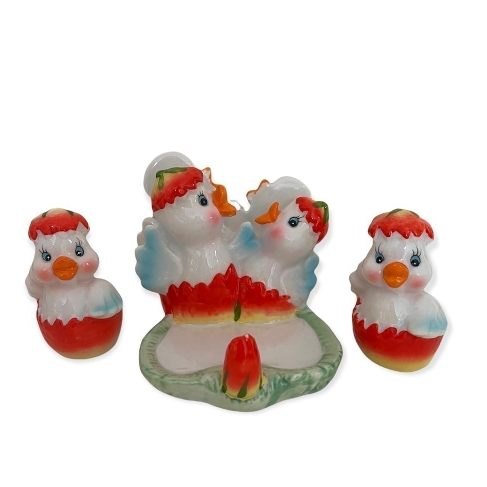 Duck SALT & Pepper Set & Napkin Holder